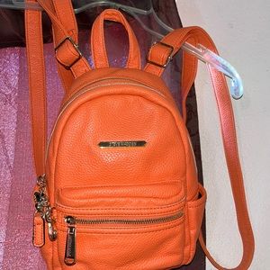 COPY - orange steve madden backpack <3